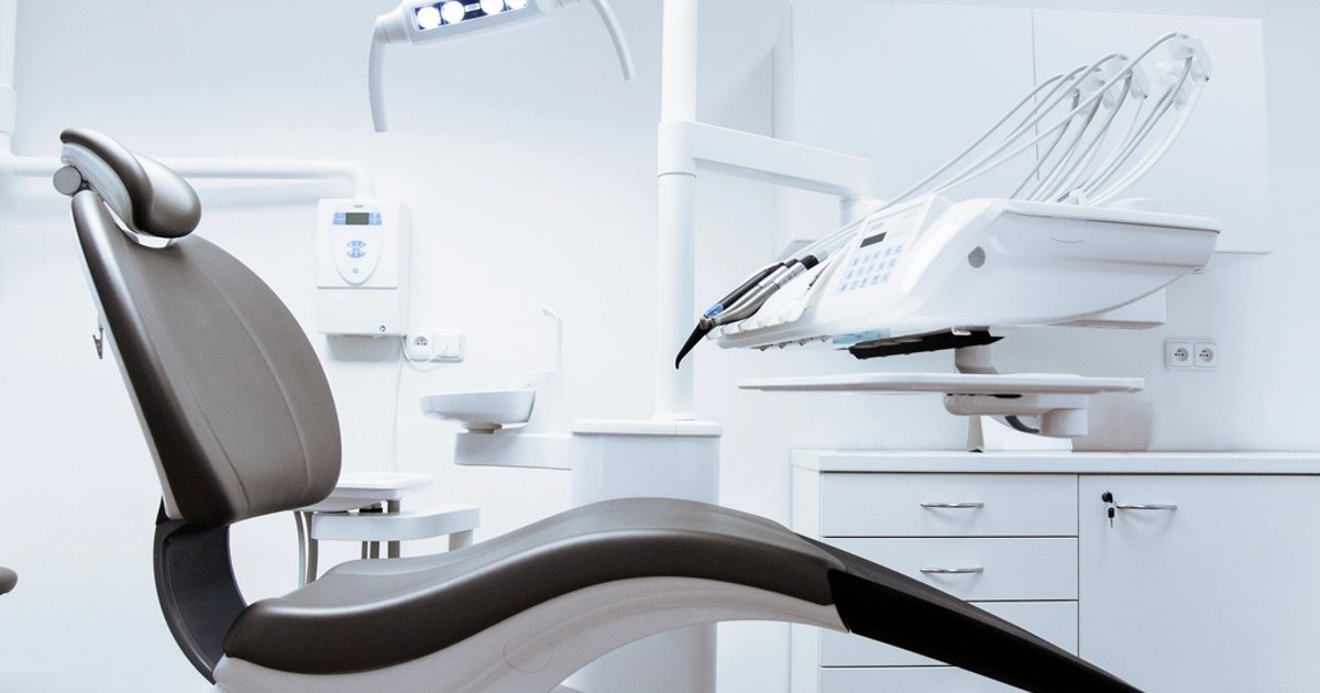 5 errores al responder pacientes por WhatsApp e Instagram que le cuestan citas a tu clínica dental